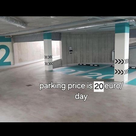 Happy Inn Presidential, Self Check-In, Parking In The Underground Garage Vilnius Ngoại thất bức ảnh
