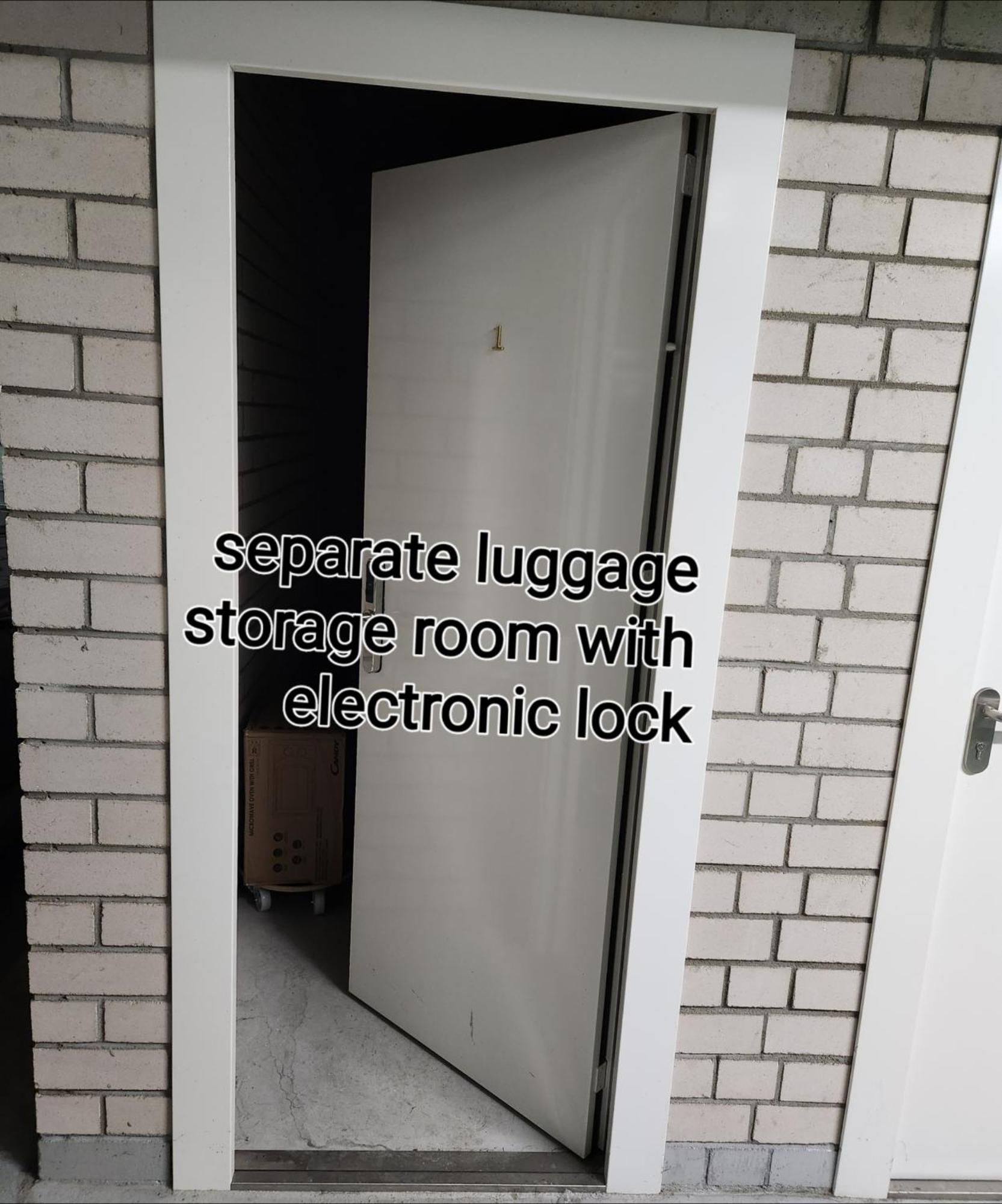 Happy Inn Presidential, Self Check-In, Parking In The Underground Garage Vilnius Ngoại thất bức ảnh