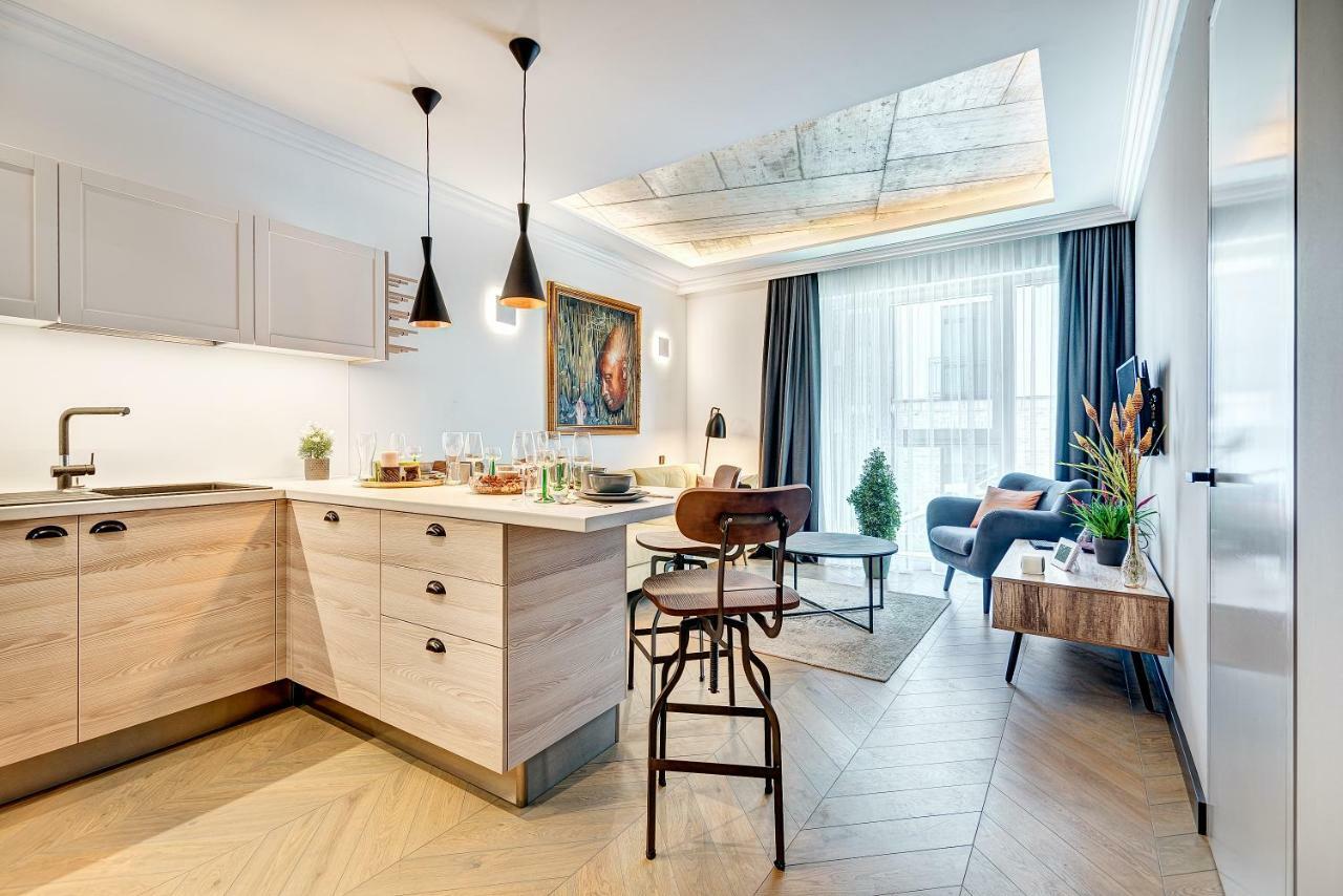 Happy Inn Presidential, Self Check-In, Parking In The Underground Garage Vilnius Ngoại thất bức ảnh