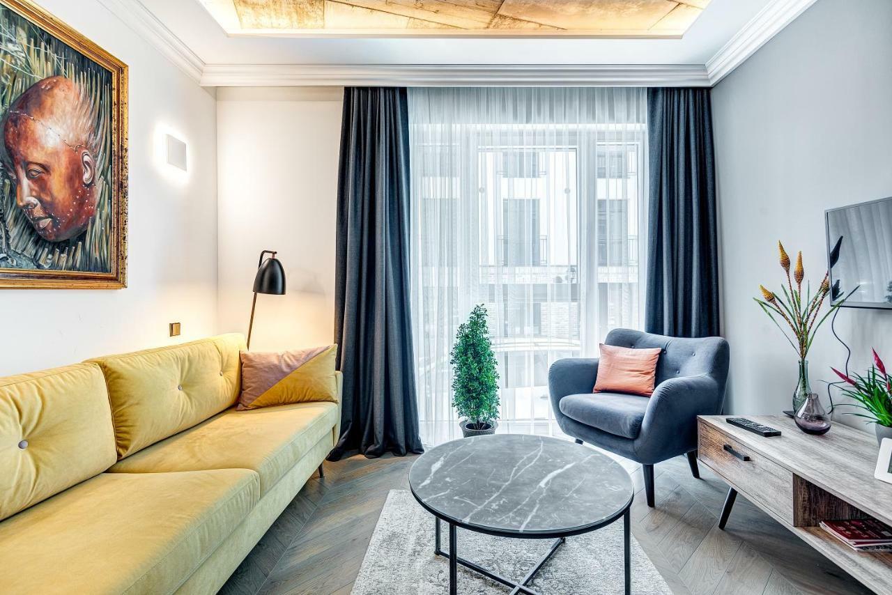 Happy Inn Presidential, Self Check-In, Parking In The Underground Garage Vilnius Ngoại thất bức ảnh