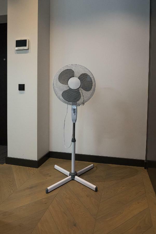 Happy Inn Presidential, Self Check-In, Parking In The Underground Garage Vilnius Ngoại thất bức ảnh
