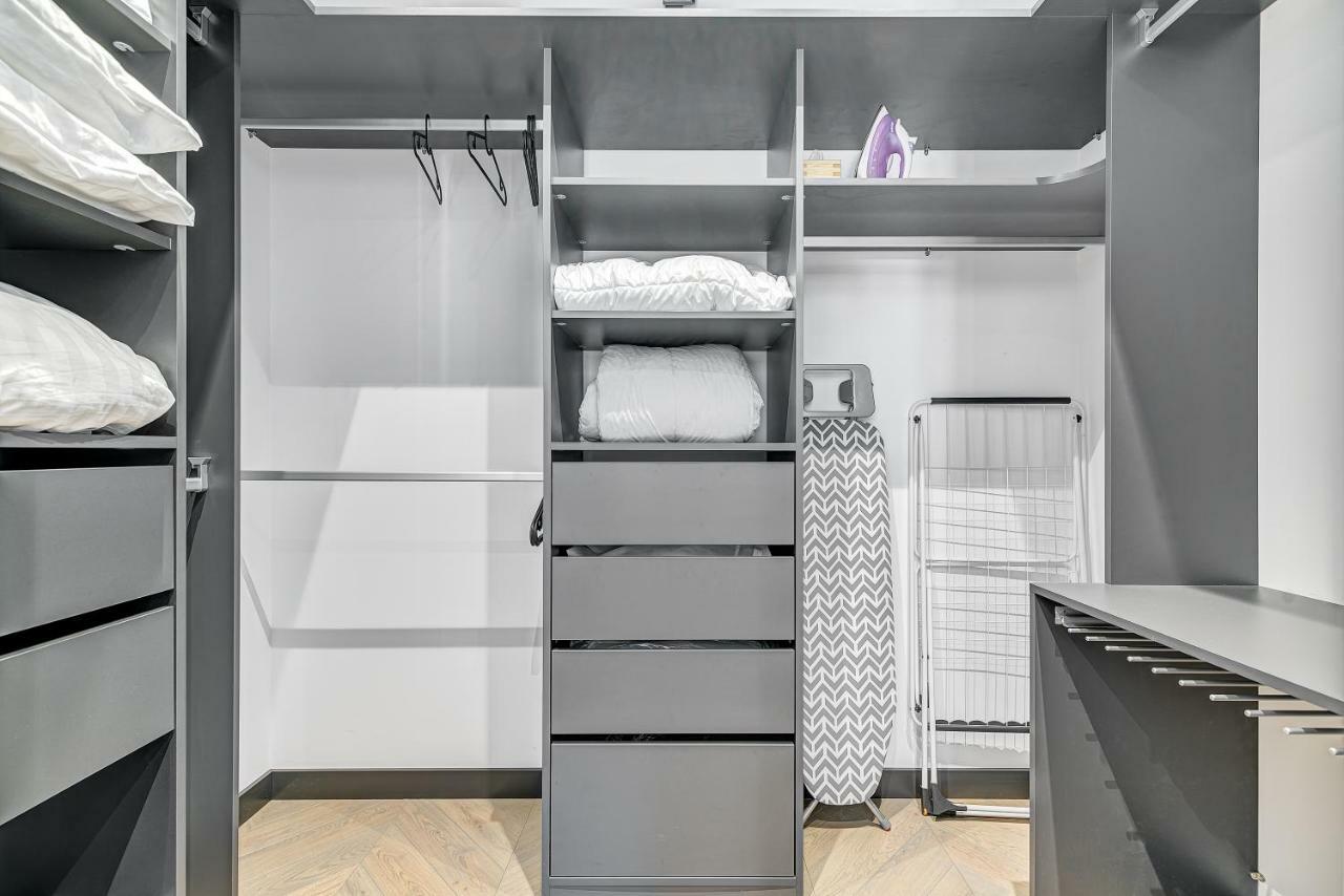 Happy Inn Presidential, Self Check-In, Parking In The Underground Garage Vilnius Ngoại thất bức ảnh